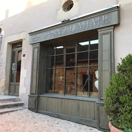 Appartement Les Maisons Du Périgord Côté 50 *